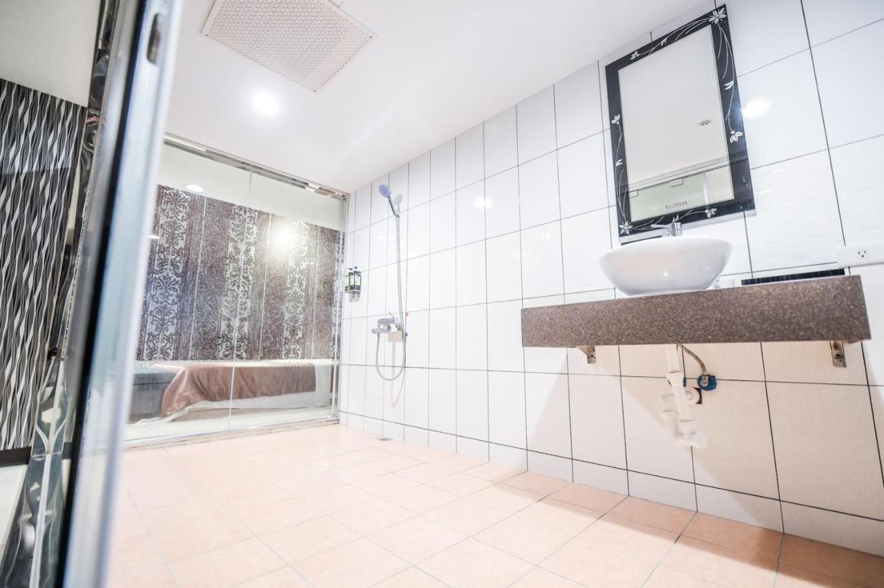 Hosin Hotel Taichung Eksteriør bilde